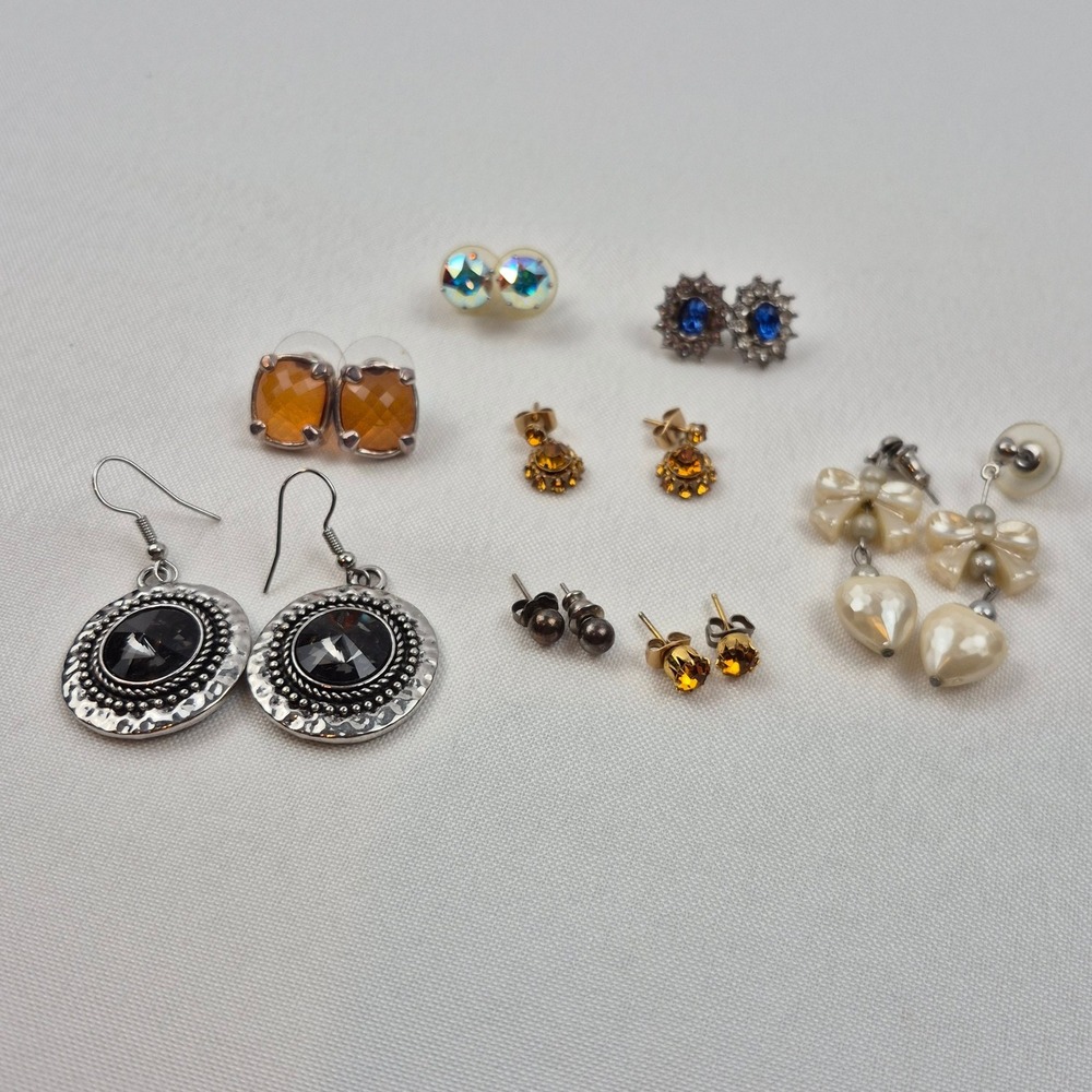 Vtg Earring Lot 7 pairs‎ Boho Dangle Stud Faux Pearl Rhinestone Crystal Classic